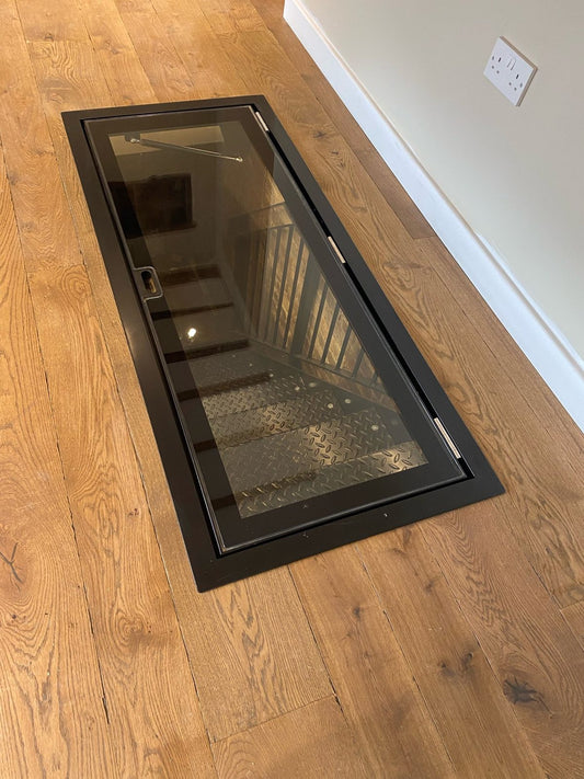 Glass Floor Cleaning and Maintenance: A Practical Guide for Homeowners